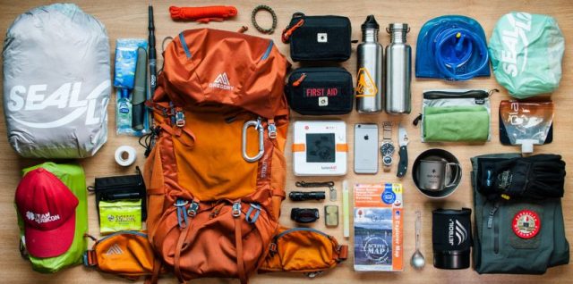 7 đồ dùng cần thiết khi đi cắm trại